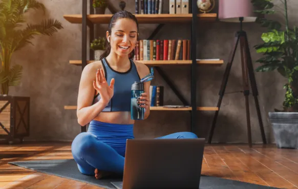 How to Be an Online Personal Trainer in 2025